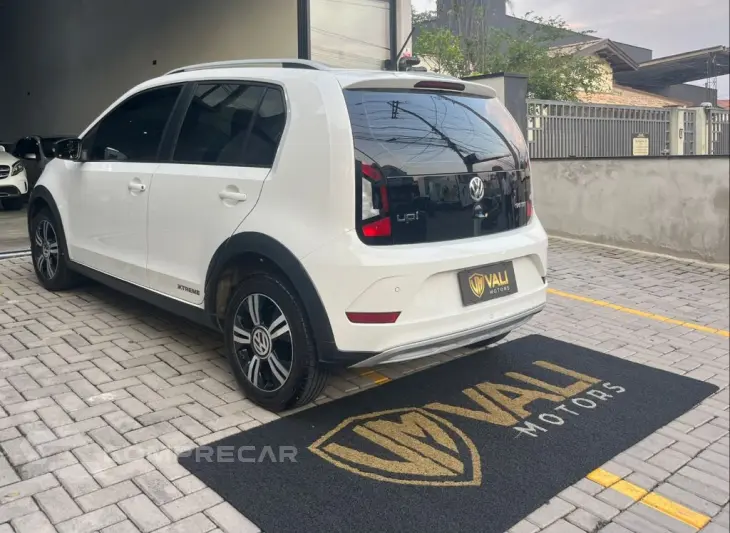 up! Xtreme 1.0 TSI Total Flex 12V 5p