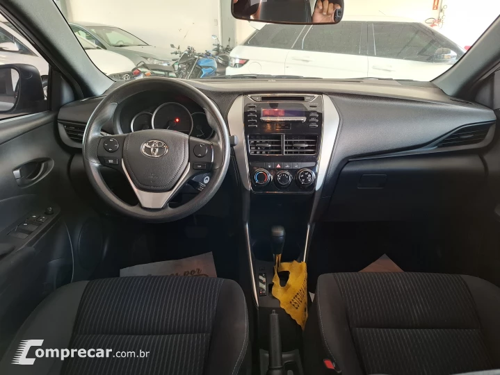 YARIS 1.3 16V XL