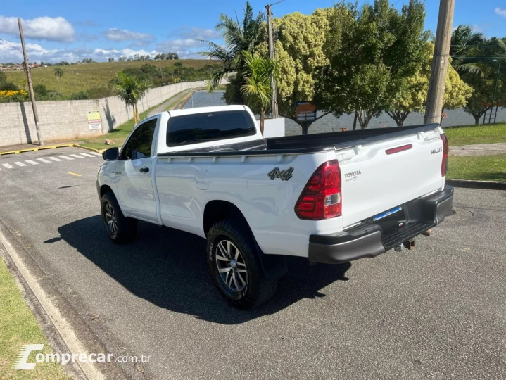HILUX 2.8 D-4D TURBO DIESEL CS 4X4 MANUAL