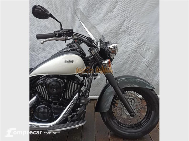 VULCAN 900 CLASSIC