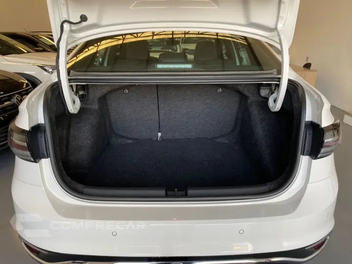 Virtus 1.0 4P 200 TSI FLEX HIGHLINE AUTOMÁTICO