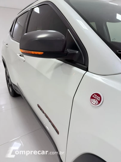 COMPASS 2.0 16V Trailhawk 4X4