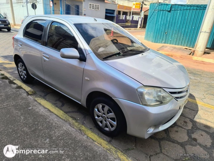 ETIOS XS  1.3 Flex 16V 5p Mec.