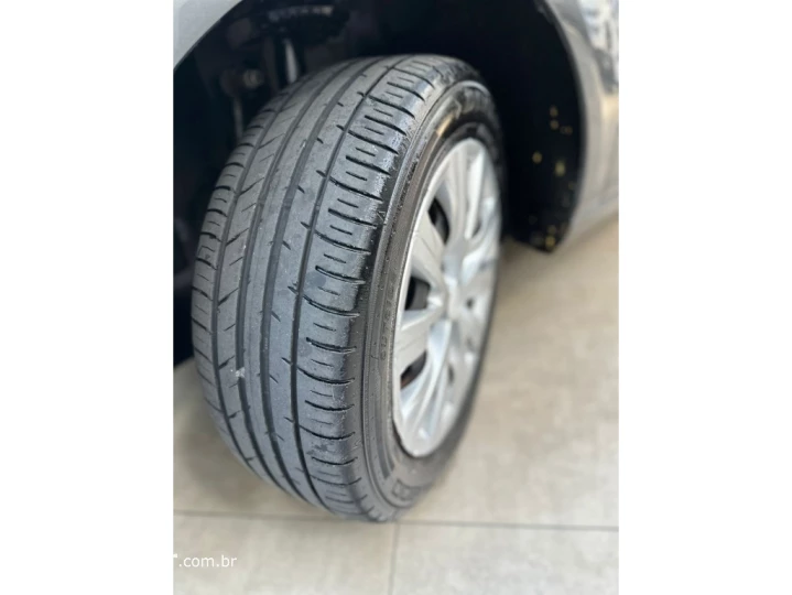 FOX 1.6 MI 8V FLEX 4P MANUAL