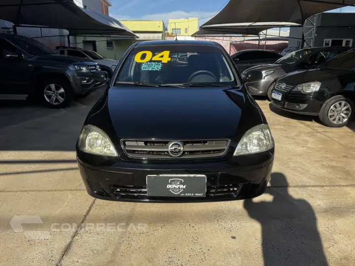 Corsa Hatch 1.0