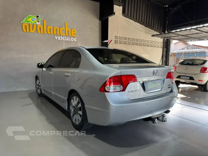 CIVIC 1.8 LXL 16V FLEX 4P MANUAL
