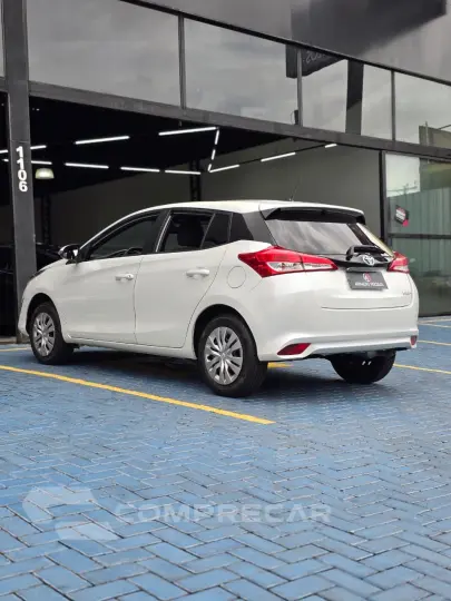 YARIS XL Live 1.3 Flex 16V 5p Aut.