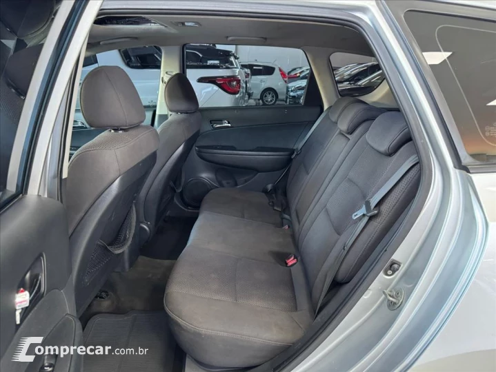 I30 CW 2.0 MPFI 16V GASOLINA 4P AUTOMATICO