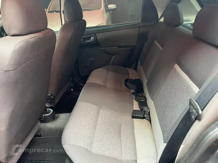 CELTA 1.0 MPFI LT 8V