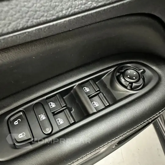 RAMPAGE REBEL 2.0 TB CD 4X4 Diesel Aut.