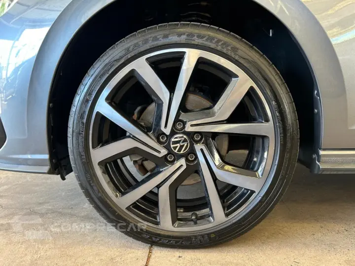 VIRTUS 1.4 250 TSI EXCLUSIVE AUTOMÁTICO