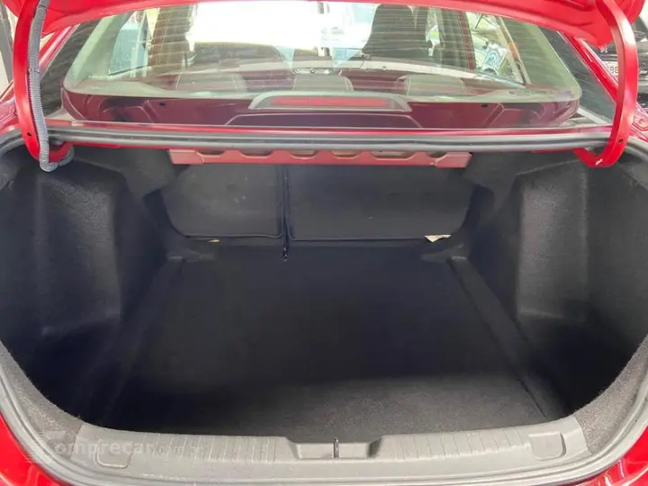 ONIX SEDAN PLUS LT 1.0 12V MANUAL