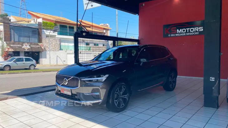 VOLVO XC60 2.0 T8 RECHARGE INSCRIPTION EXPRESSION AWD