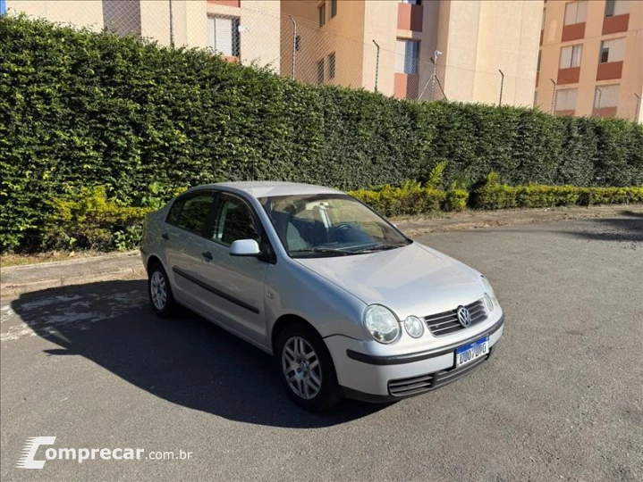 POLO SEDAN 1.6 MI 8V