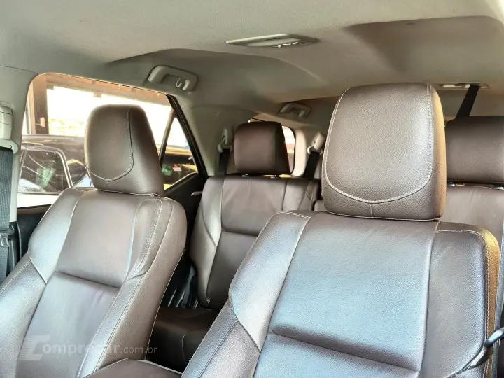 HILUX SW4 2.7 SRV 7 LUGARES 4X2 16V FLEX 4P AUTOMÁTICO