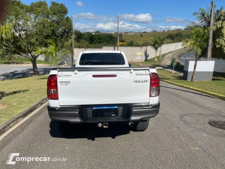 HILUX 2.8 D-4D TURBO DIESEL CS 4X4 MANUAL