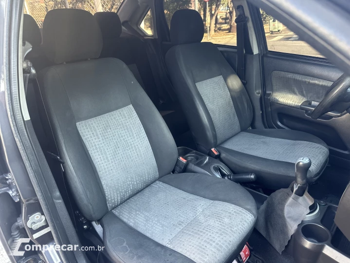 FIESTA 1.6 MPI Sedan 8V