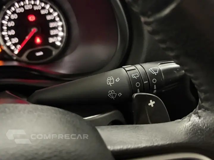 RENEGADE 1.8 16V FLEX LONGITUDE 4P AUTOMÁTICO