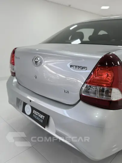 ETIOS 1.5 X Sedan 16V