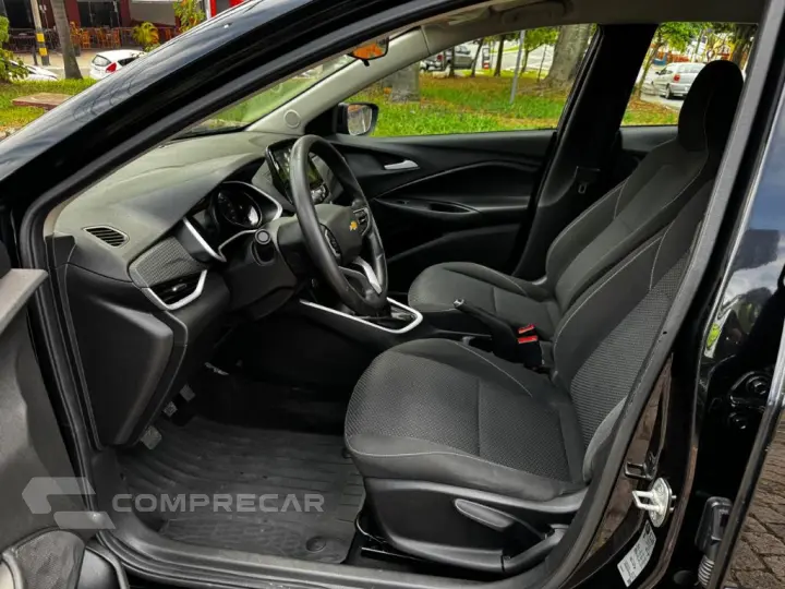 ONIX SEDAN Plus LT 1.0 12V Flex 4p Mec.