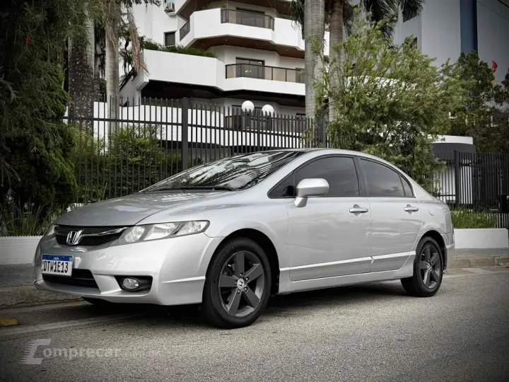 CIVIC 1.8 LXS 16V GASOLINA 4P AUTOMÁTICO