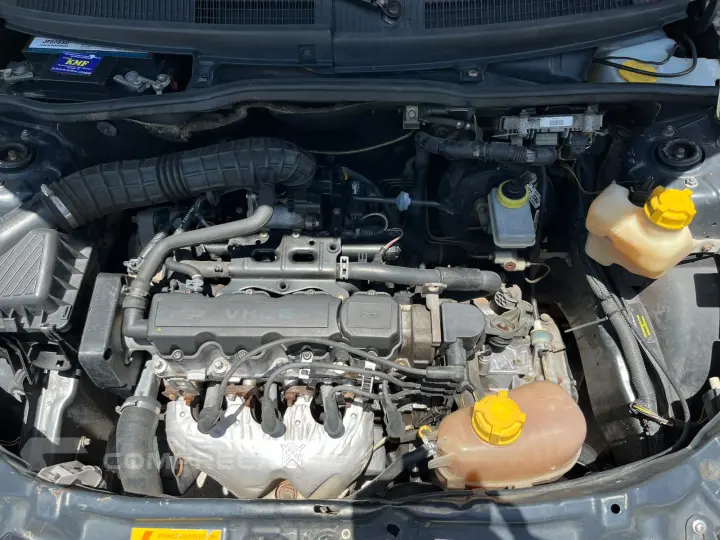 CELTA 1.0 MPFI LS 8V