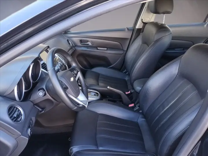 CRUZE 1.8 LT 16V FLEX 4P MANUAL