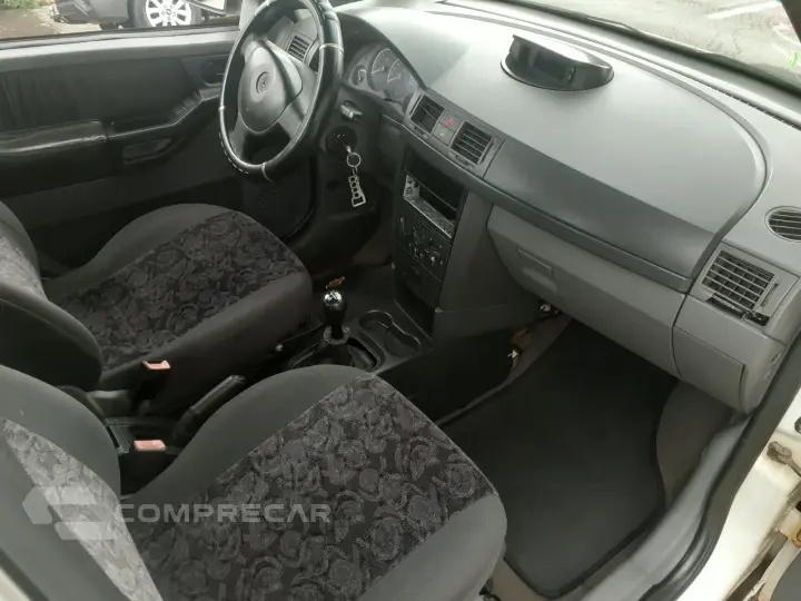 MERIVA 1.8 MPFI JOY 8V