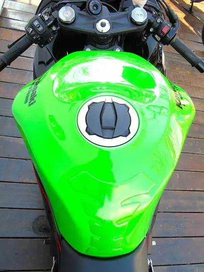 KAWASAKI NINJA ZX-6R KRT