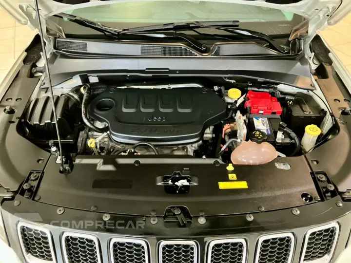 Compass 2.0 16V 4P LONGITUDE FLEX AUTOMÁTICO