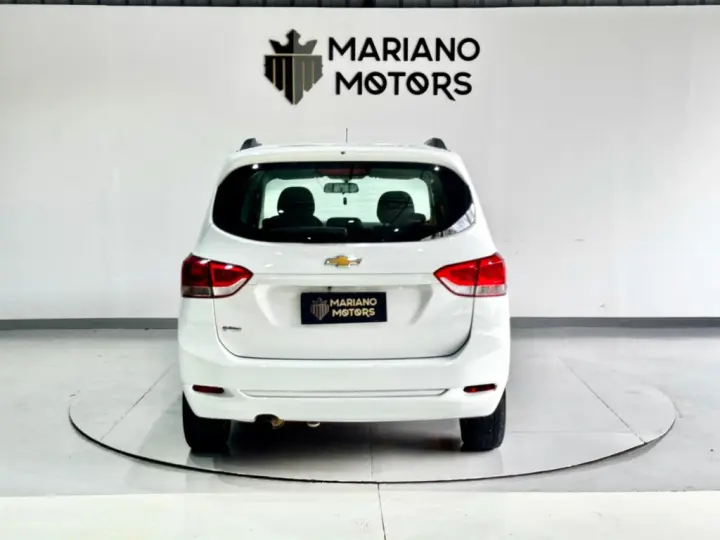 SPIN 1.8 LT 8V FLEX 4P AUTOMÁTICO