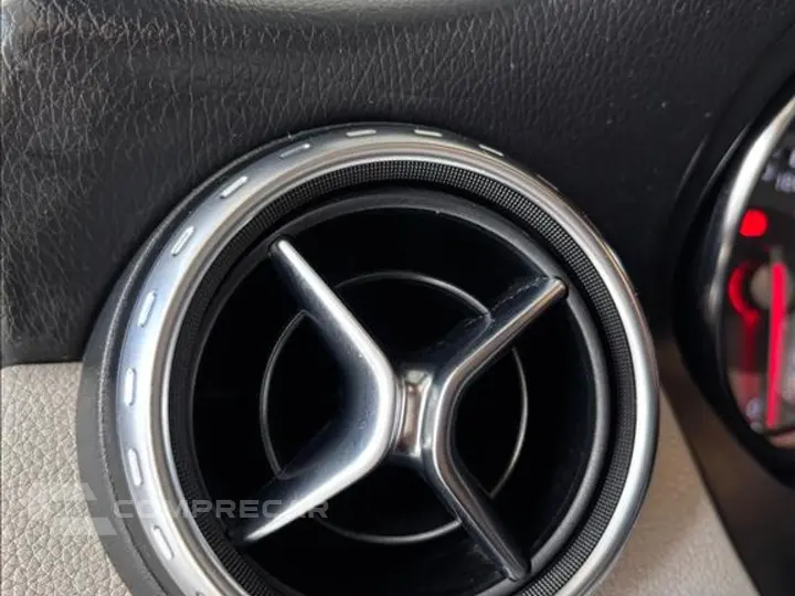 GLA 200 1.6 CGI VISION BLACK EDITION 16V TURBO FLEX 4P AUTOM