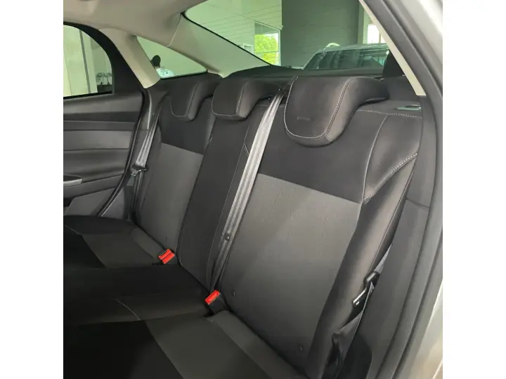 FOCUS 2.0 SE 16V FLEX 4P POWERSHIFT