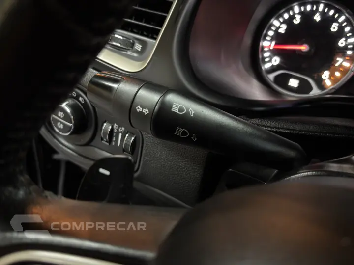 RENEGADE 1.8 16V FLEX LONGITUDE 4P AUTOMÁTICO