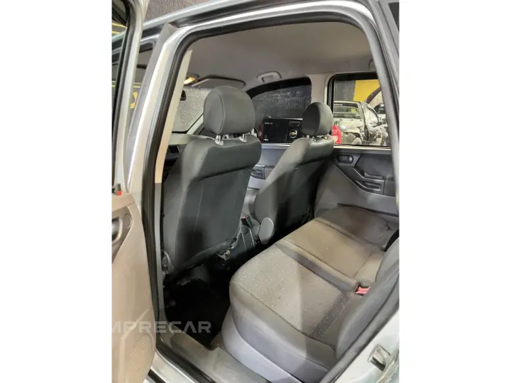 MERIVA 1.4 MPFI JOY 8V FLEX 4P MANUAL