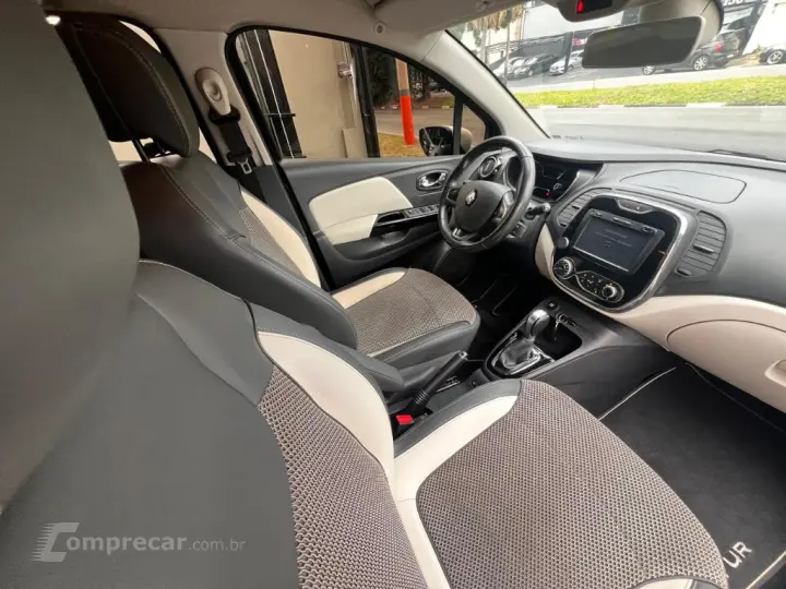 CAPTUR Intense 2.0 16V Flex 5p Aut.