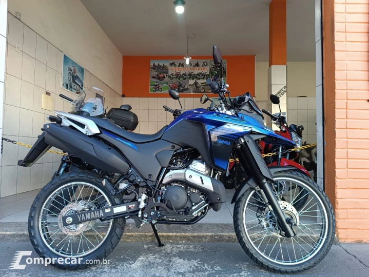 XTZ 250 LANDER