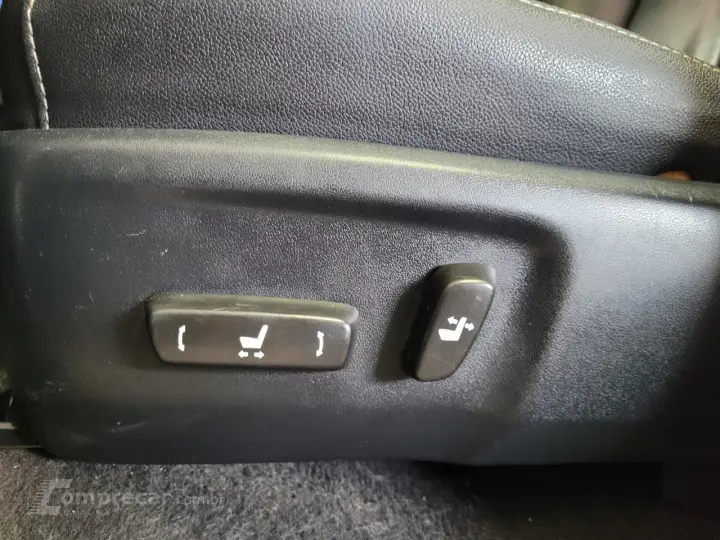 Hilux CD SRV 4x4 2.8 TDI Diesel Aut.