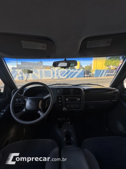 BLAZER 2.4 MPFI 4X2 8V GASOLINA 4P MANUAL