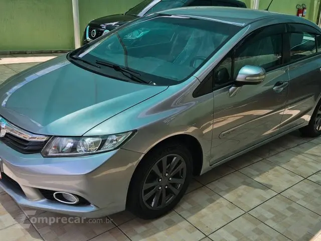 CIVIC - 2.0 LXR 16V 4P AUTOMÁTICO