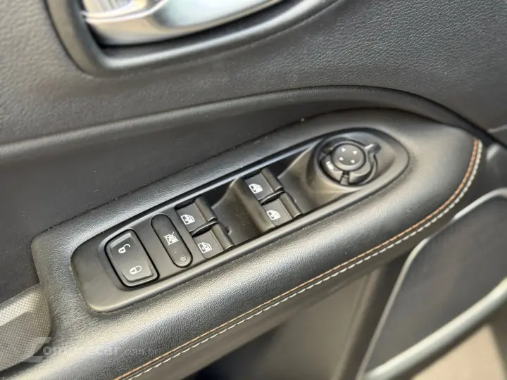 COMPASS LONGITUDE 2.0 4x2 Flex 16V Aut.