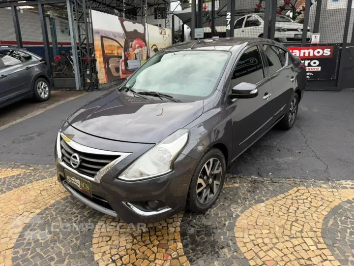 VERSA UNIQUE 1.6 16V FlexStart 4p Aut.