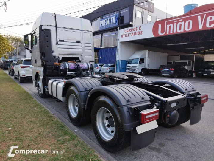 Meteor 29.530 6x4 + Kit caçamba