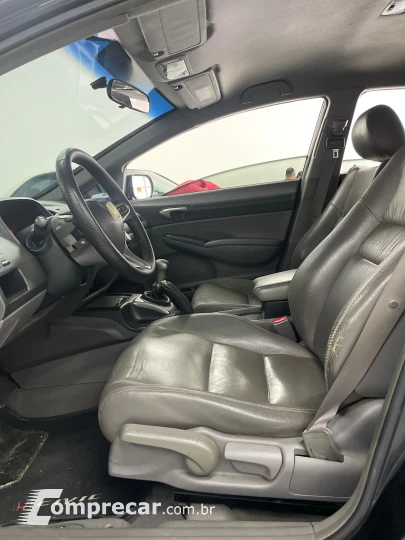 CIVIC 1.8 LXL 16V