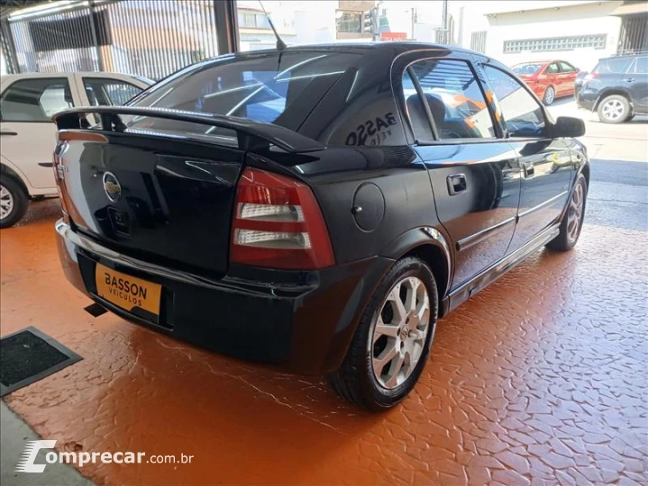 ASTRA 2.0 MPFI Advantage 8V