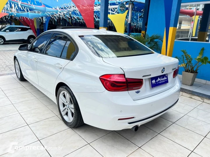320i