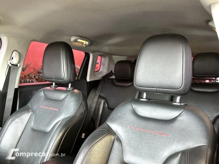 COMPASS 2.0 16V DIESEL TRAILHAWK 4X4 AUTOMÁTICO