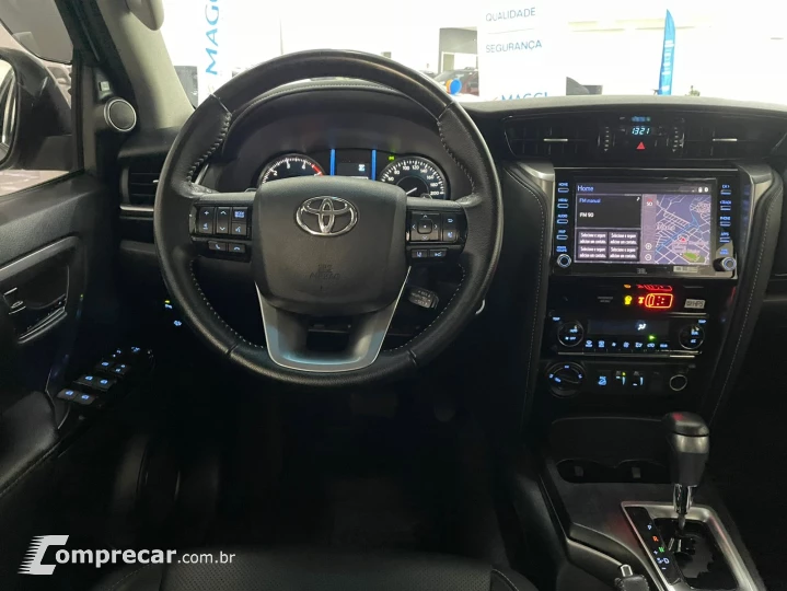 HILUX SW4 2.8 D-4d Turbo SRX 7L 4X4