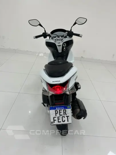 PCX 150 DLX