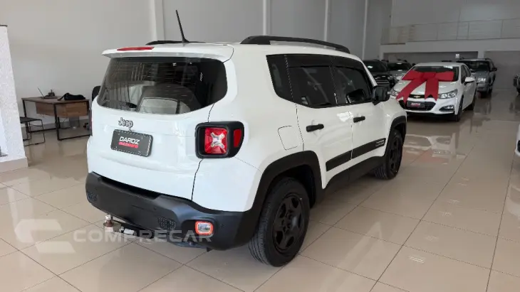 Renegade 1.8 4x2 Flex 16V Aut.